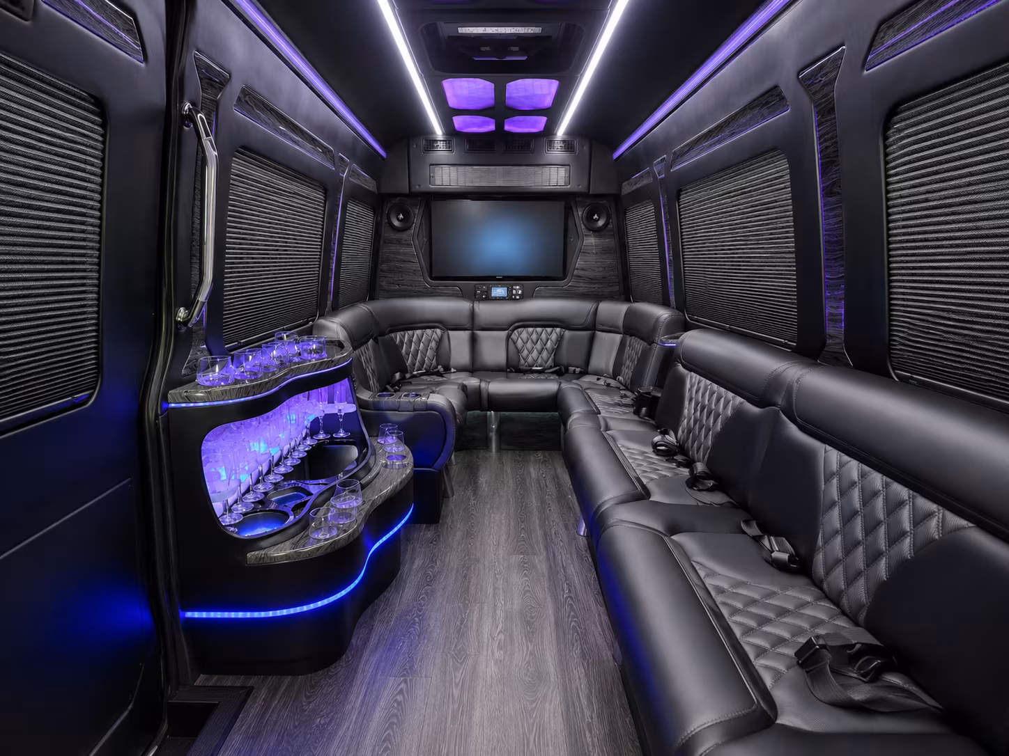 palmdale custom day trip and driving tour bus rentals