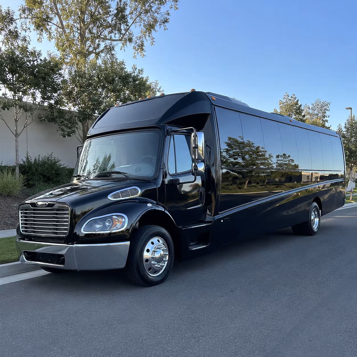 rent a field trip bus to palmdale museums and science centers